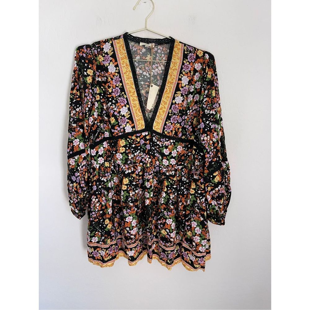 EASEL LOS ANGELES Floral Bohemian Top Size Small NWT